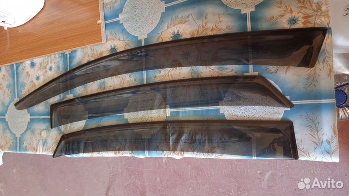 Ветровики на volkswagen polo