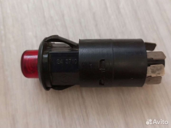 Кнопка аварийной сигнализации