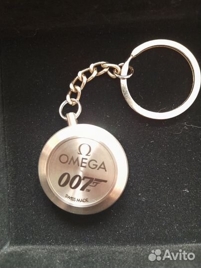 Брелок omega 50 years James Bond