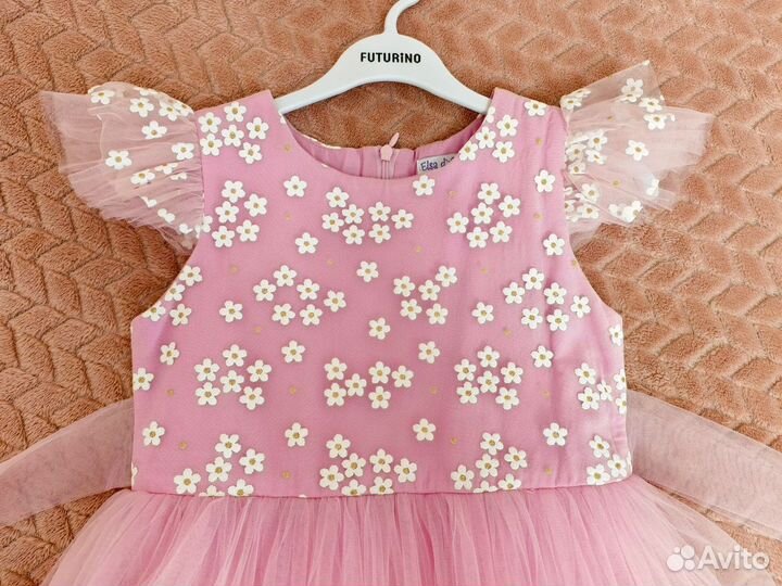 Платье нарядное для девочки розовое