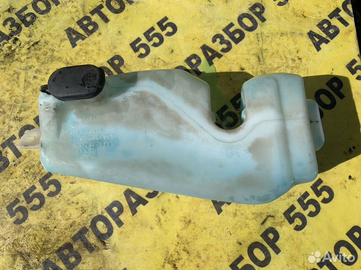 Бачок омывателя Renault Logan