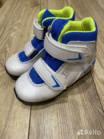 Лыжные ботинки детские 32 размер