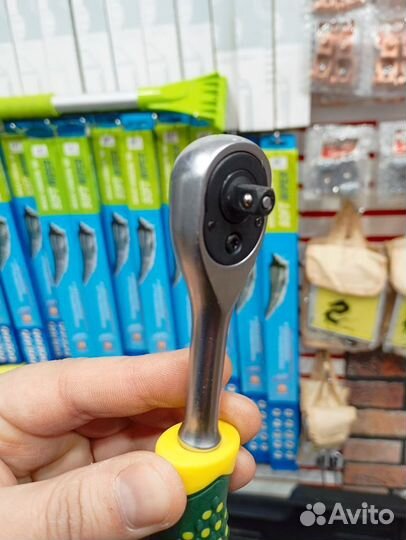 Ключи трещеточный 1/4