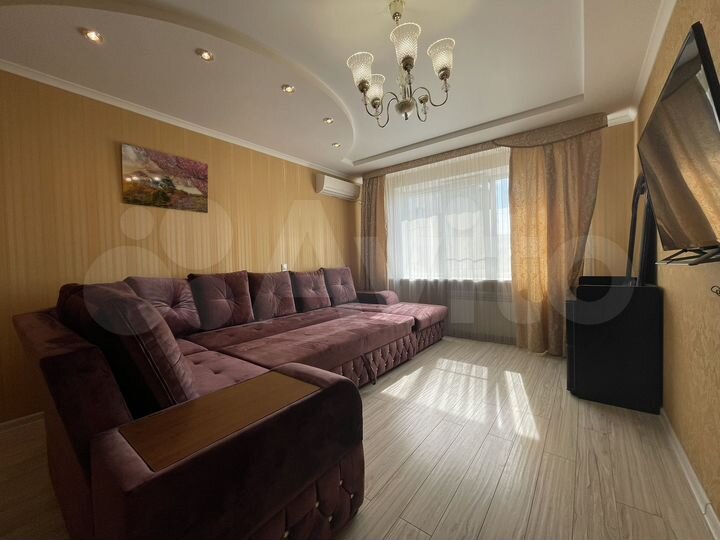 3-к. квартира, 84 м², 8/10 эт.