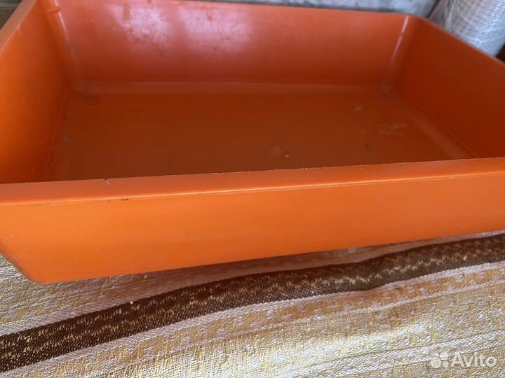 Лотки,миска и наполнитель для кошек