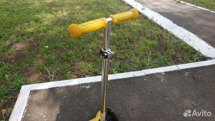 Самокат детский трехколесный