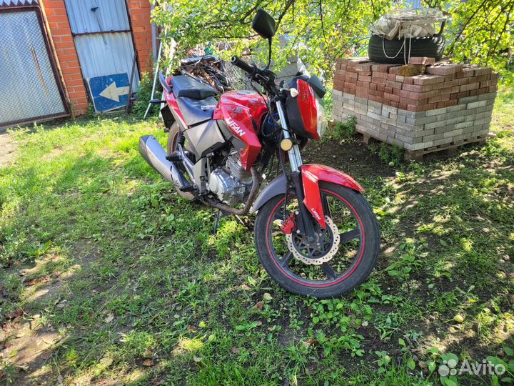 Продам lifan lf 200 16c