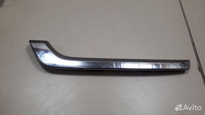 Накладка на решетку радиатора Mitsubishi Outlander