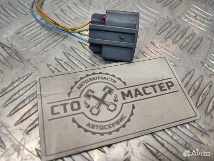 Разъем на провод свечей накала Ford Transit 2.2