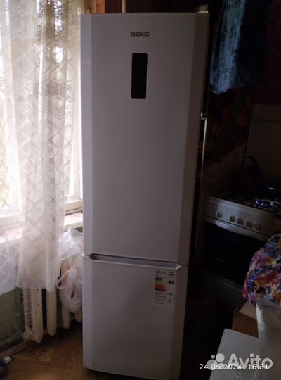 Холодильник морозильник beko