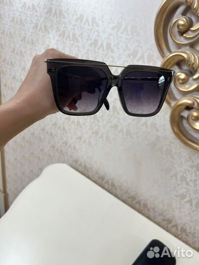 Солнцезащитные очки женские италия