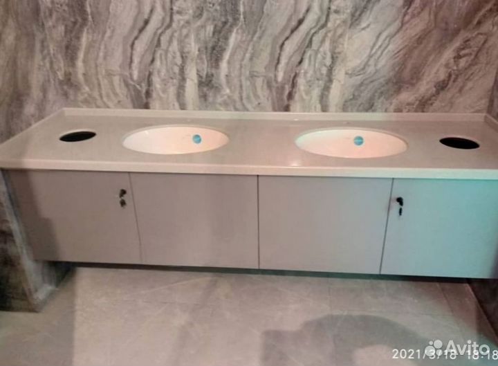 Столешница для ванной и кухни из искуственного кам