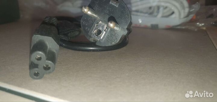 Кабель для компьютера