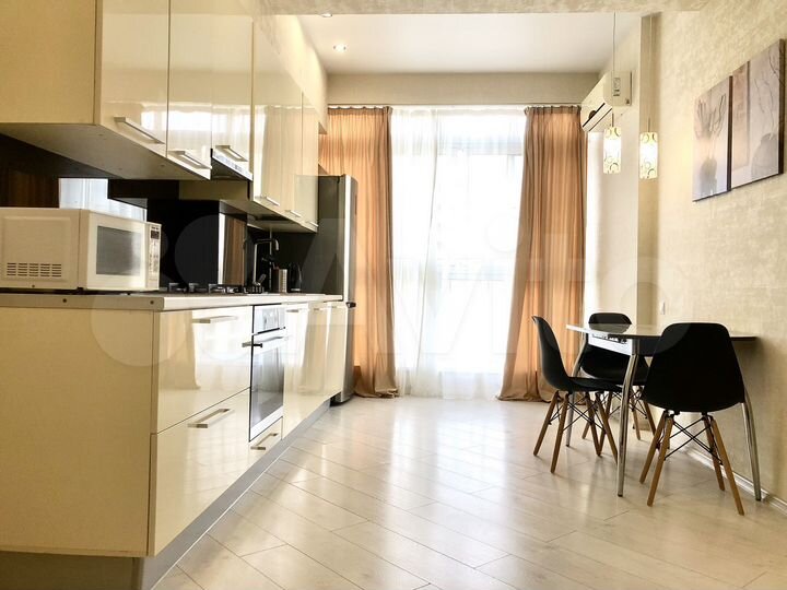 2-к. квартира, 60 м², 8/10 эт.