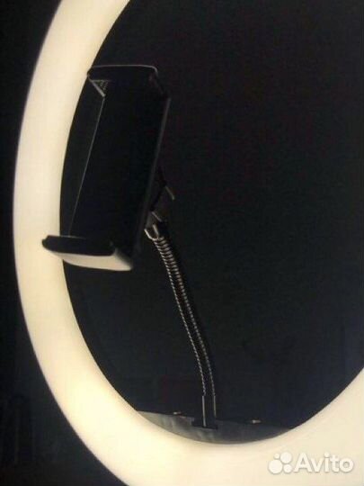 Кольцевая лампа со штативом