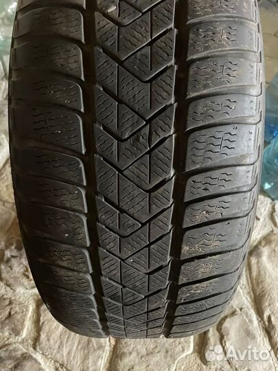 Pirelli Winter Sottozero 3 245/45 R18