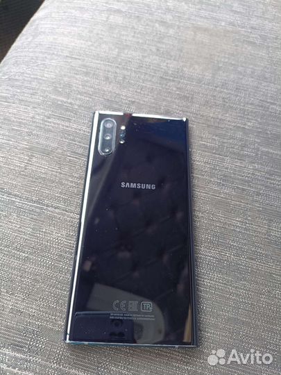 Телефон Samsung Note 10+