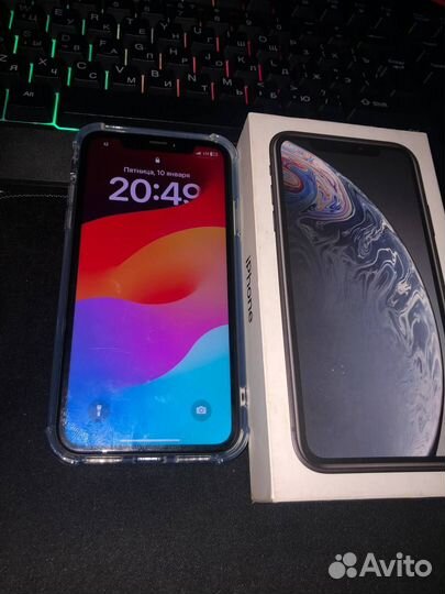 iPhone Xr, 64 ГБ