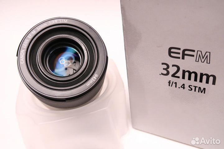 Объектив Canon EF-M 32mm f/1.4 STM (сост нового)