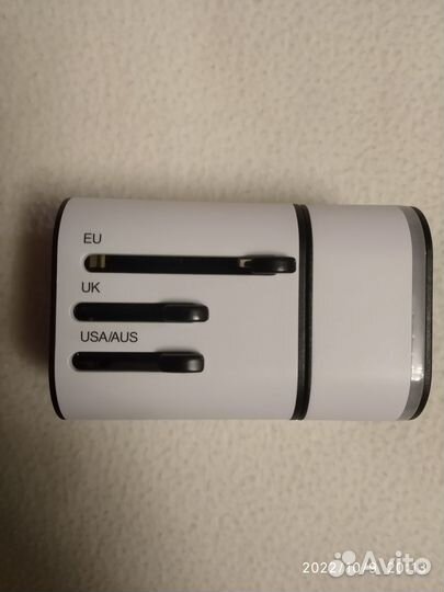 Универсальное зарядное устройство USB
