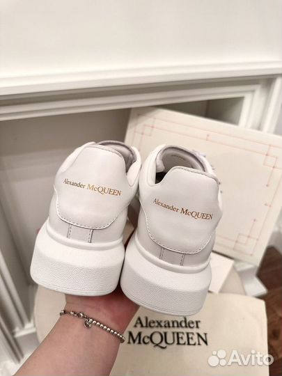 Alexander mcqueen