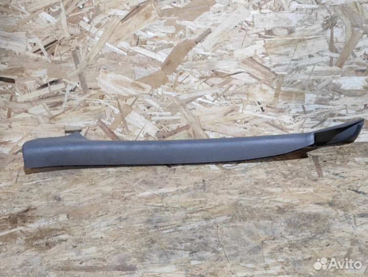 Обшивка стойки левая Subaru Forester S11