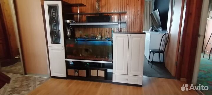 Стенка по телевизор