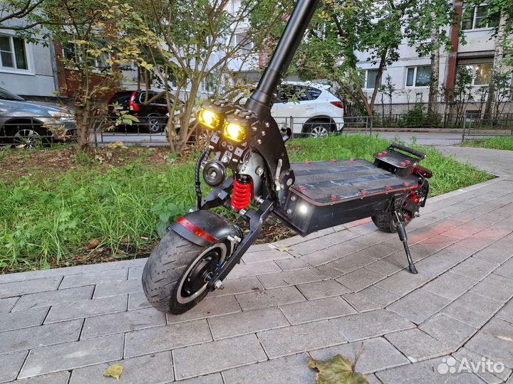 Электросамокат Toursor Bizon