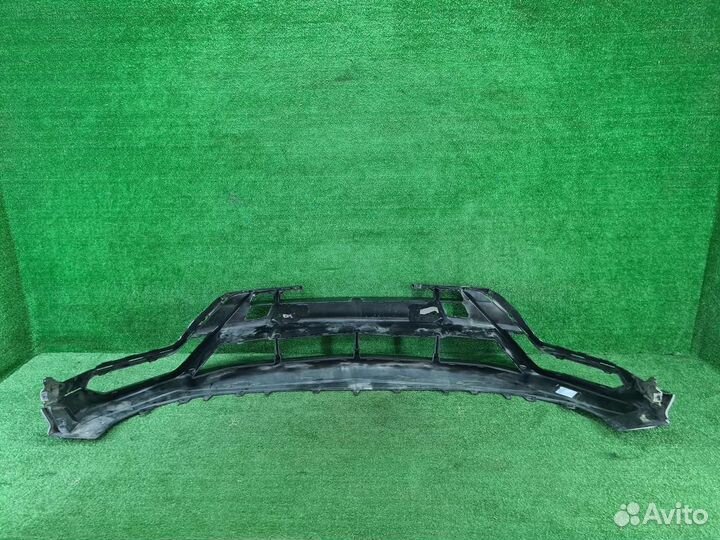 Юбка/спойлер переднего бампера Lamborghini Urus