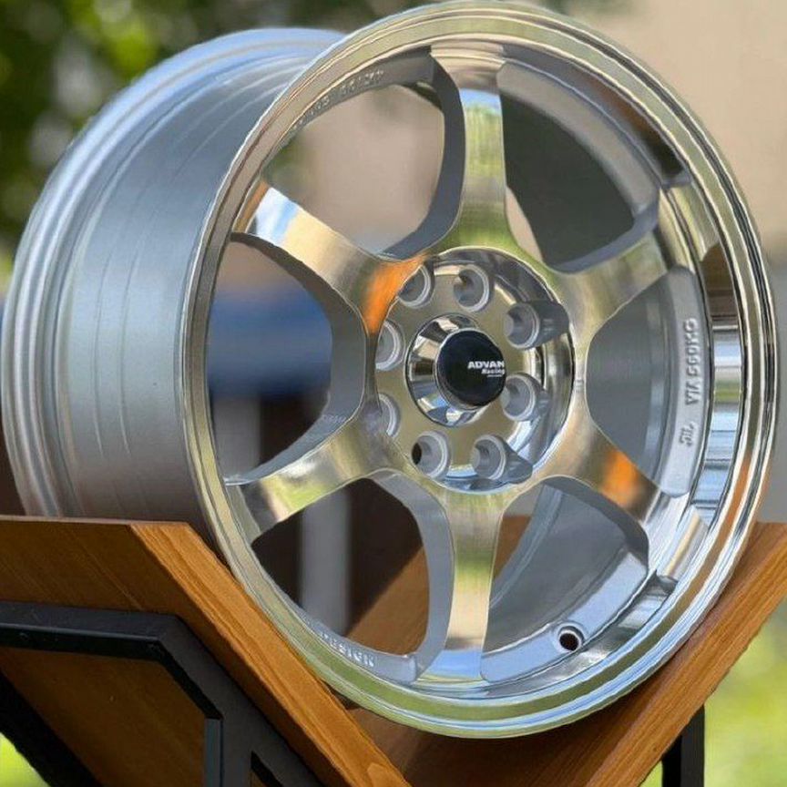 Литые диски Advan RZ 7×R15 4×114.3