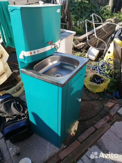 Умывальник дачный