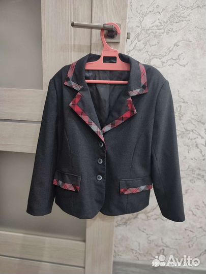 Пиджак школьный