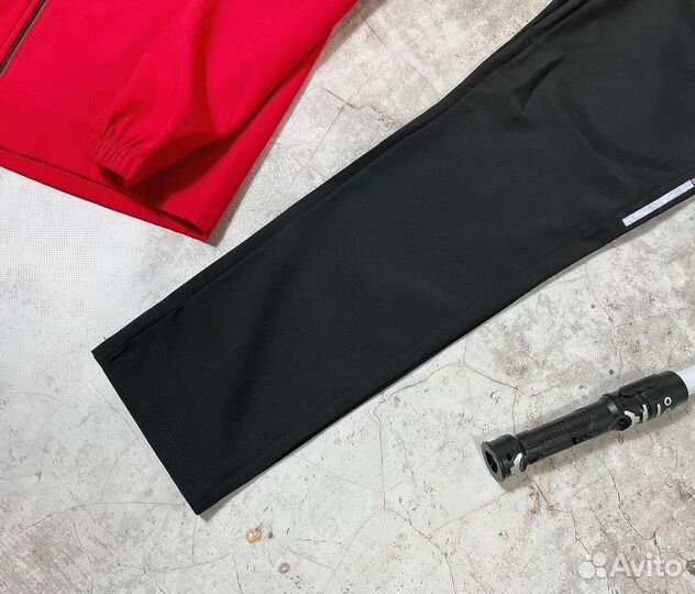 Спортивные костюмы Adidas