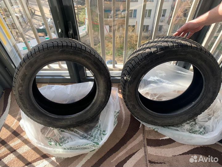 Pirelli Ice Zero FR 215/55 R17 98H