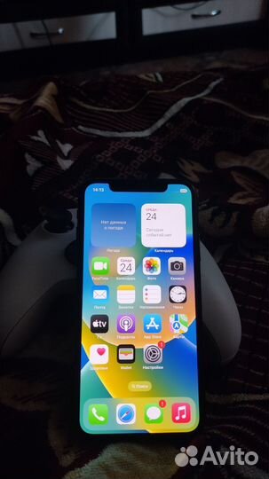 iPhone Xs, 64 ГБ