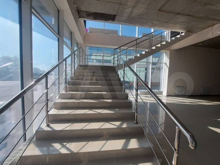 Продам помещение свободного назначения, 1000 м²