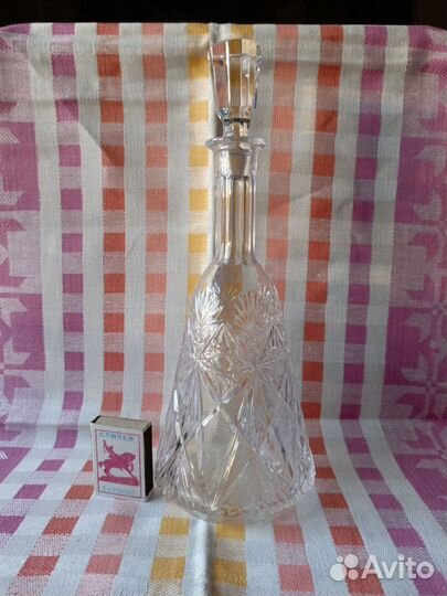 Хрустальная посуда, рюмки, салатники