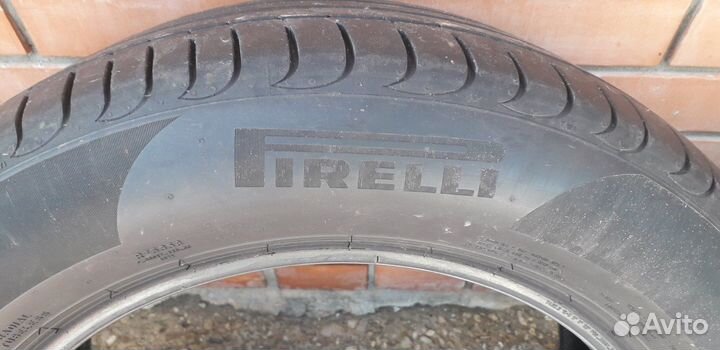 Pirelli Powergy 225/55 R17 98Y