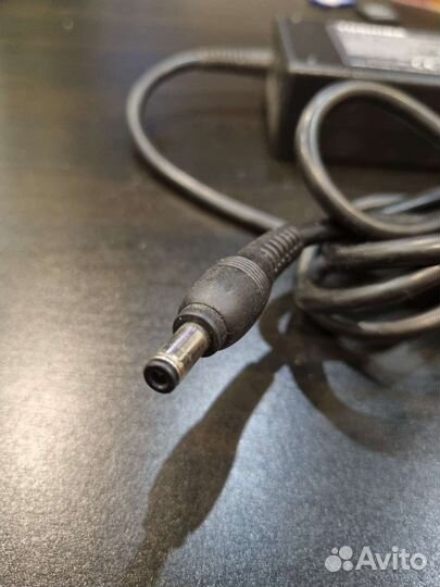 Блок питания для ноутбука toshiba l850