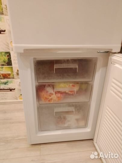 Холодильник бу маленький