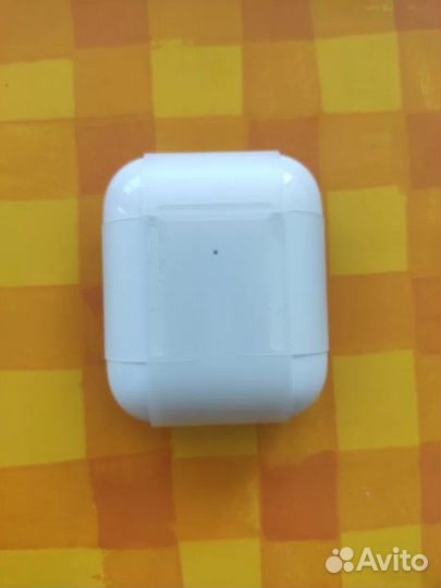 Airpods 2 кейс новый оригинальный