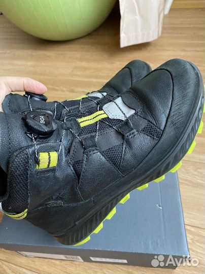 Ботинки кроссовки Ecco Boa 35