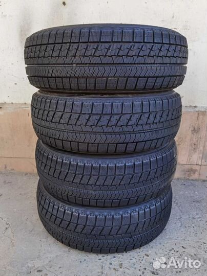 Bridgestone Blizzak VRX 185/60 R15 84Q