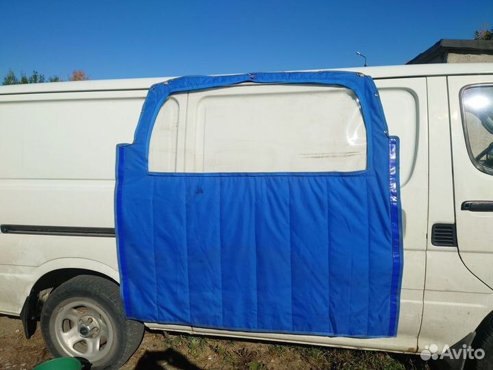 Мягкая перегородка toyota hiace H100