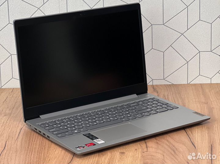 Мощный Lenovo Ryzen 5 4500U/ 8GB DDR4/ SSD 256