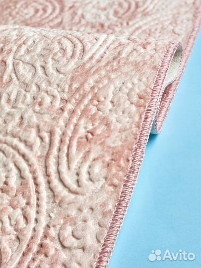 Коврики для ванной и туалета