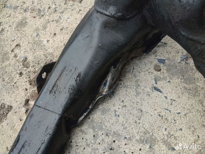 Подрамник mercedes w211