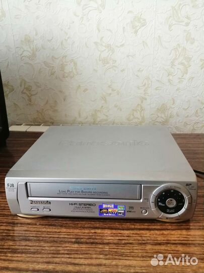 Видеомагнитофон panasonic