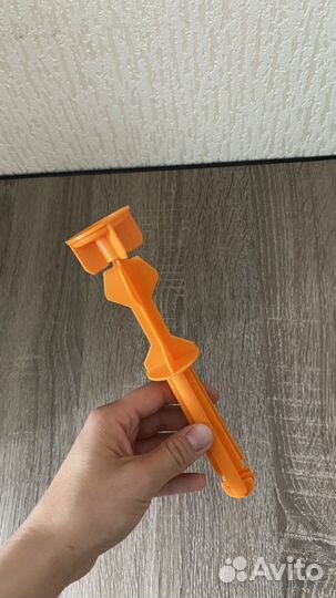 Ручка/держатель для ролика для очистки одежды