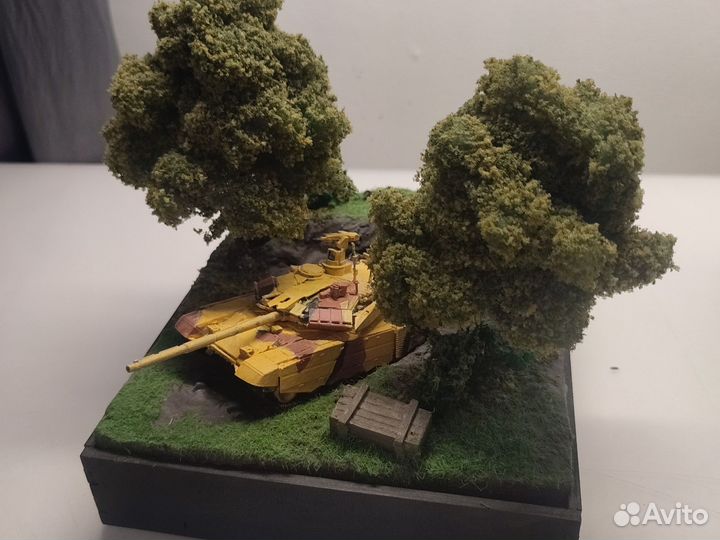 Диорама танк в овраге